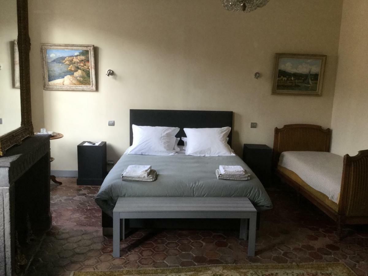 Manoir D'Aubeterre Hotel Marsat ภายนอก รูปภาพ